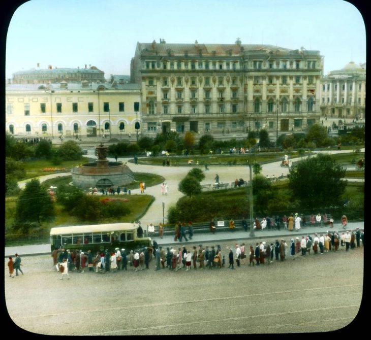 60 невероятных архивных фото Москвы 1931 года в цвете 60 невероятных архивных фото Москвы 1931 года в цвете