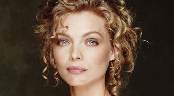 Как сегодня выглядит одна из красивейших актрис 90-х — Мишель Пфайффер