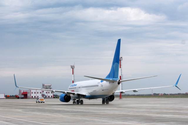 В Сургуте вынужденно сел пассажирский самолет