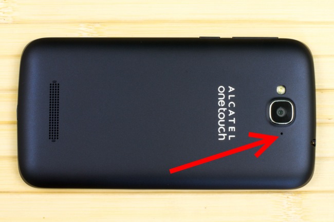 ВОТ ЗАЧЕМ НА IPHONE РАСПОЛОЖЕНО ЭТО ОТВЕРСТИЕ МЕЖДУ ВСПЫШКОЙ И КАМЕРОЙ ВОТ ЗАЧЕМ НА IPHONE РАСПОЛОЖЕНО ЭТО ОТВЕРСТИЕ МЕЖДУ ВСПЫШКОЙ И КАМЕРОЙ