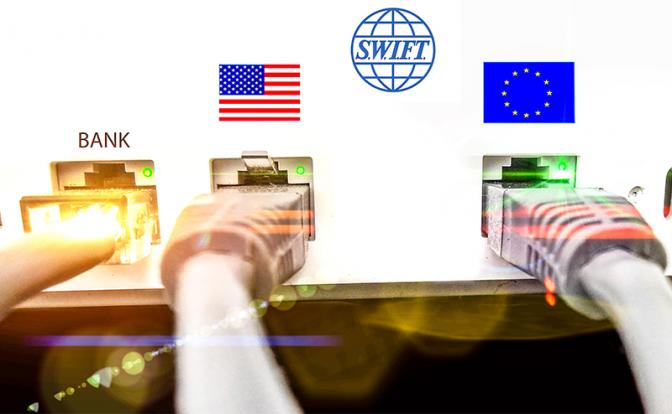 Российская "цифра" против SWIFT: Чья возьмет