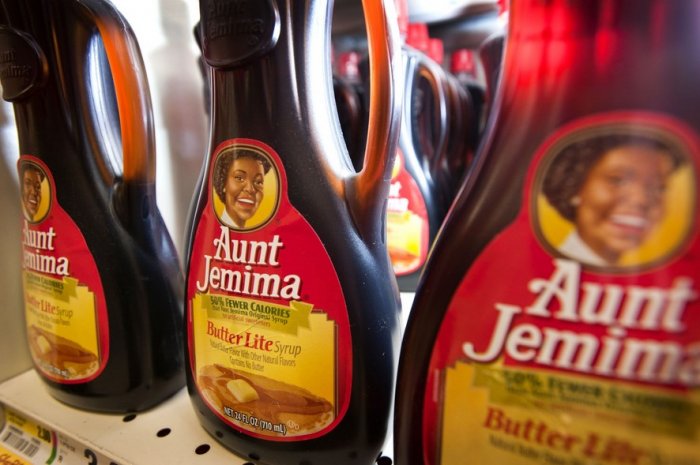 Uncle Ben's и Aunt Jemima стали участниками шоу «black lives matter»