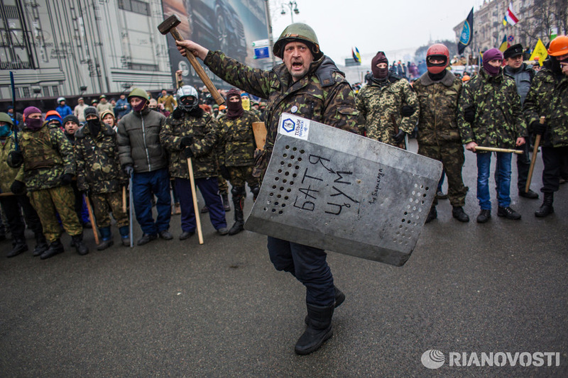 «Запад целенаправленно поддерживает фашизацию Украины»