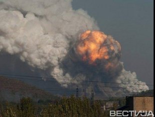 В Донецке из-за обстрелов горели здания