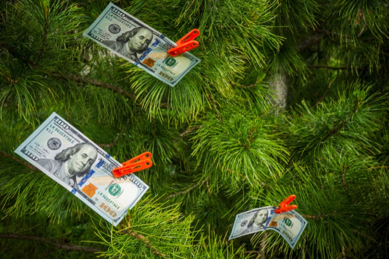 12 новогодних примет, которые помогут привлечь удачу, здоровье и богатство в 2018 году 12 новогодних примет, которые помогут привлечь удачу, здоровье и богатство в 2018 году