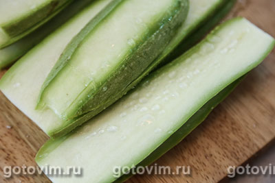 Фотографии рецепта Рулетики из кабачков с куриной котлетой, 05 Рулетики из кабачков с куриной котлетой, Шаг 05