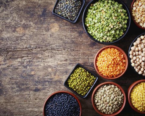 Врачи порекомендовали есть меньше натрия для снижения риска инсульта