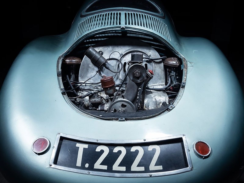 8 раритетных фото самого старого в мире Porsche
