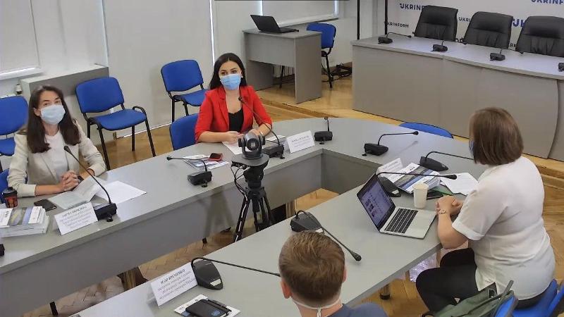 Украинским СМИ предписано подавать информацию о Крыме «с надрывом и скорбью»