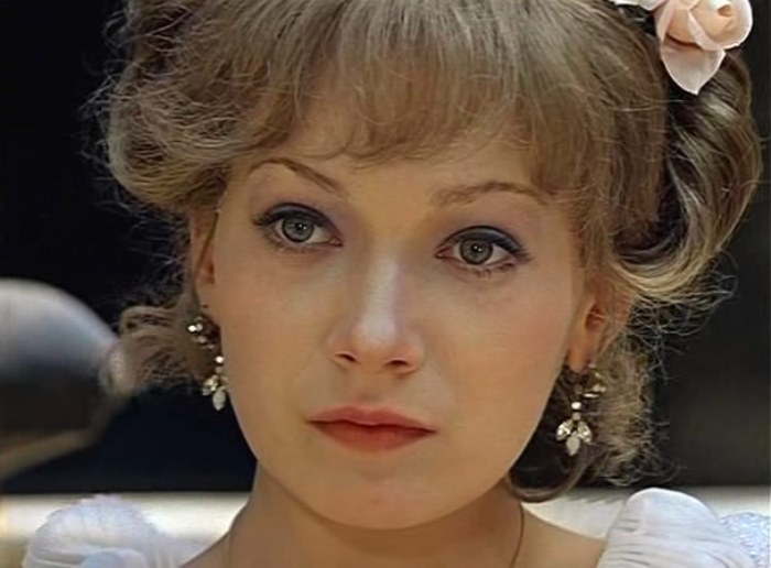 Елена Коренева в фильме *Тот самый Мюнхгаузен*, 1979 | Фото: kino-teatr.ru Елена Коренева в фильме *Тот самый Мюнхгаузен*, 1979 | Фото: kino-teatr.ru