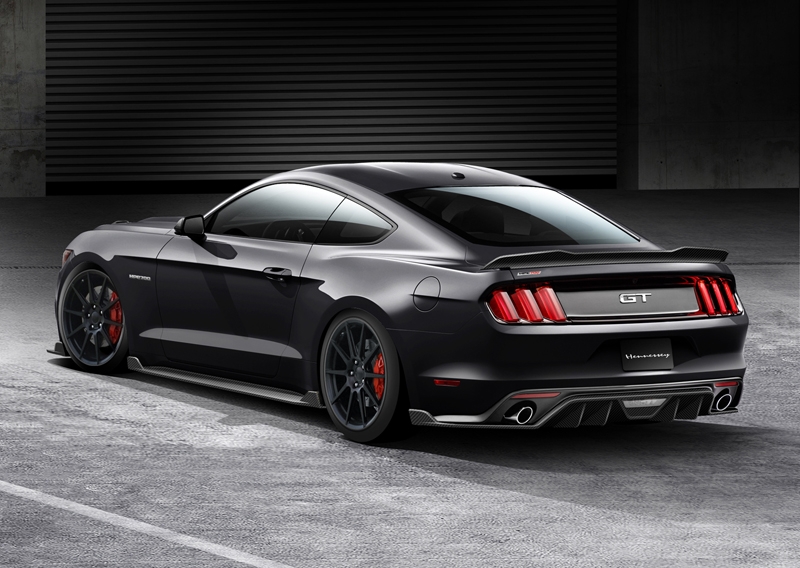 «Заряженный» Ford Mustang: 717 лошадиных сил и разгон до 100 км/ч за 3,6 с