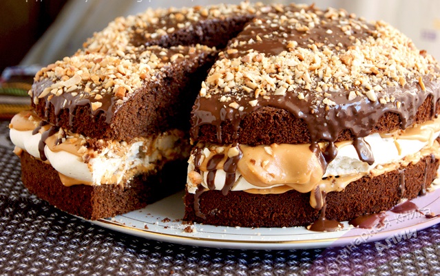 Очень вкусный торт «Сникерс». Станет вашим любимым десертом!