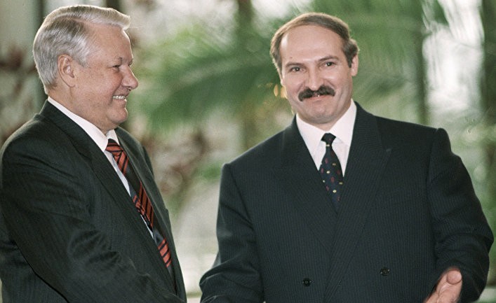 Борис Ельцин и Александр Лукашенко