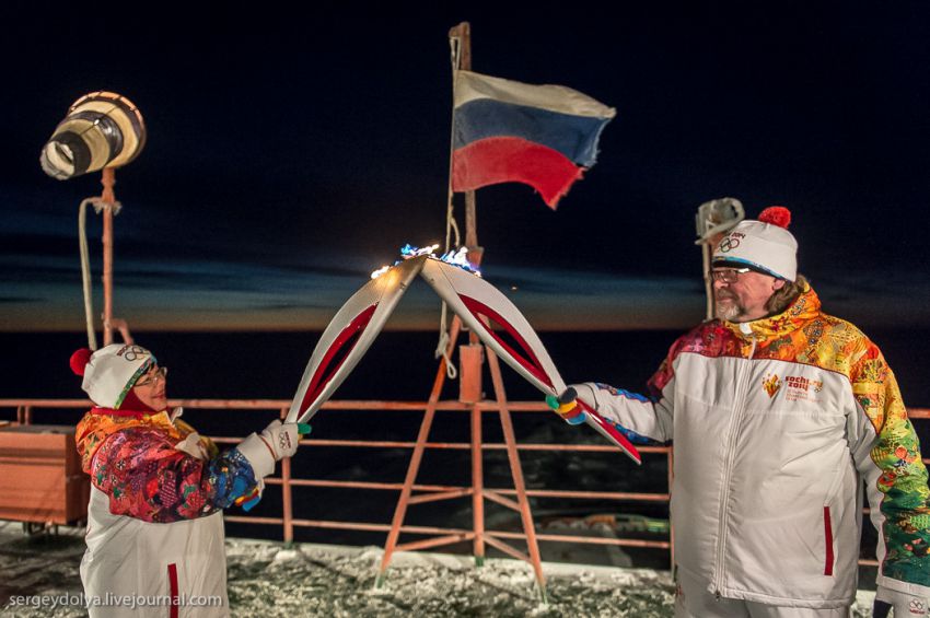 Олимпиада, огонь, факел, Северный Полюс