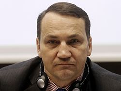 Новость на Newsland: Польша просит ввести войска НАТО в страну