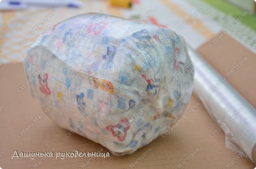 МК-паровозик из памперсов