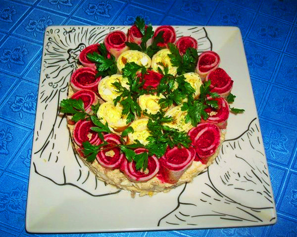 Л-Урок 11.Украшение салатов, винегретов и закусок (продолжение) ..