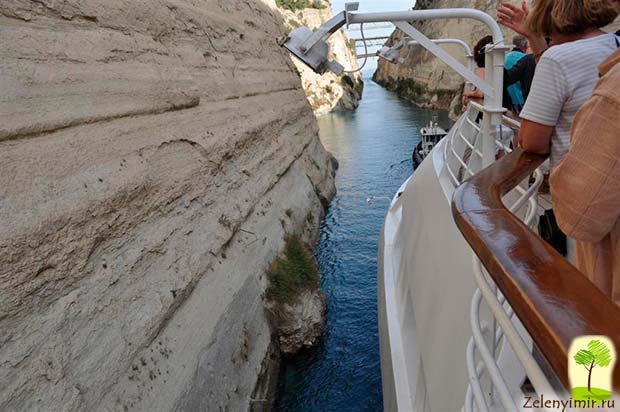 Коринфский канал в Греции – самый узкий судоходный канал в мире - 7