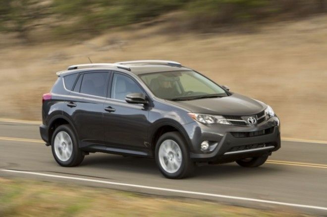 Toyota RAV4 2013 гв один из самых популярных японских кроссоверов