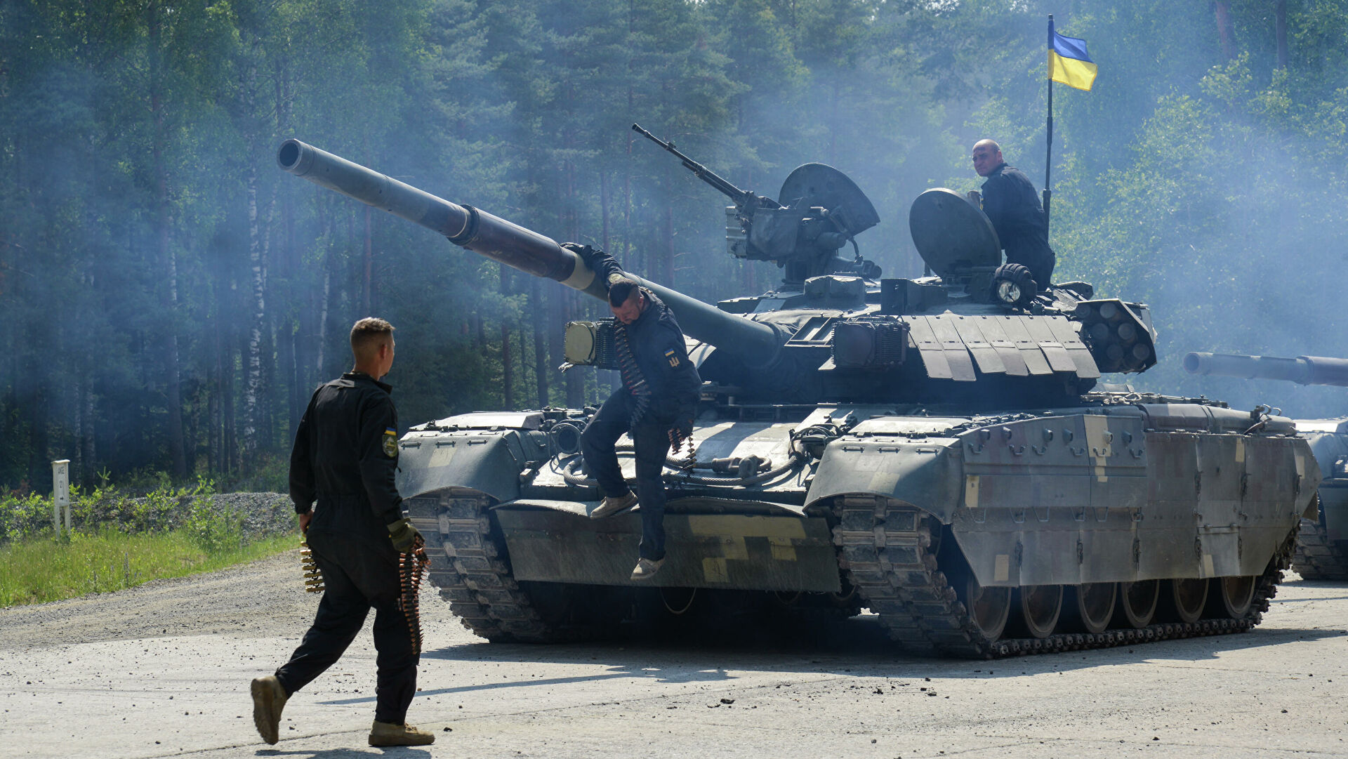 Украинские военные во время учений Украинские военные во время учений - РИА Новости, 1920, 21.10.2021