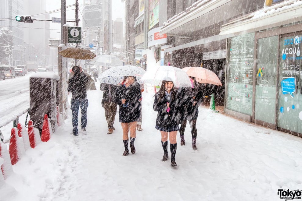 Пять стран без центрального отопления Snow Tokyo Coming of Age 2013 042 990x660 Пять стран без центрального отопления
