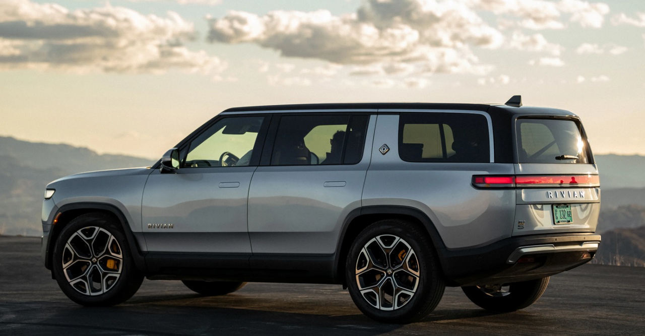 Акции Rivian подскочили почти на 100% за две недели Акции Rivian подскочили почти на 100% за две недели