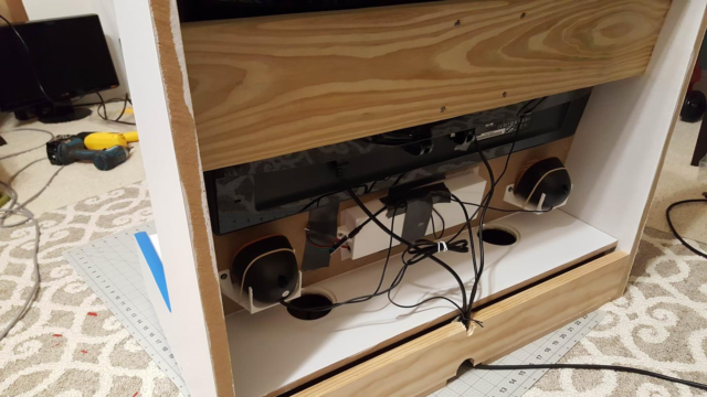 Игрок превратил Steam Link в полноценный аркадный кабинет Игрок превратил Steam Link в полноценный аркадный кабинет