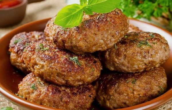 Как приготовить котлеты по-цыгански - вкусное и простое блюдо.