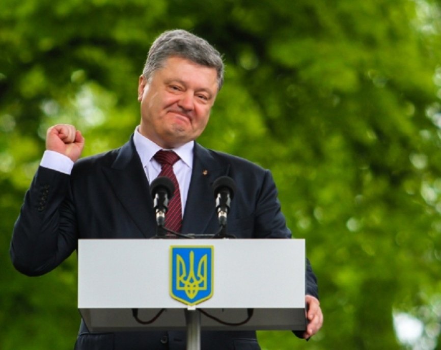 Петр Порошенко заявил, что будет «отрубать руки» за воровство в армии Петр Порошенко заявил, что будет «отрубать руки» за воровство в армии