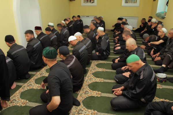 В Невьянской ИК-46 отметили Курбан-байрам