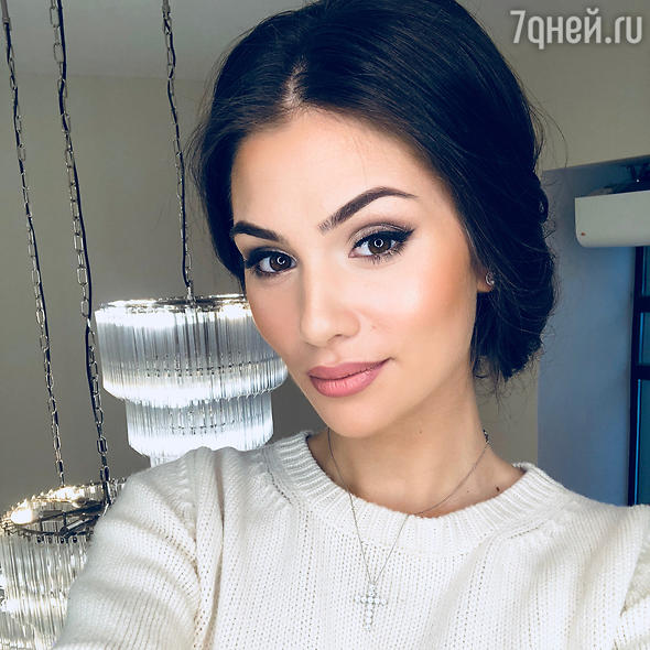 Взрослые дочери-2: самые красивые девочки из семей российских звезд Взрослые дочери-2: самые красивые девочки из семей российских звезд