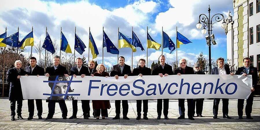 Украинский политолог: Запад согласовал провокацию против Савченко