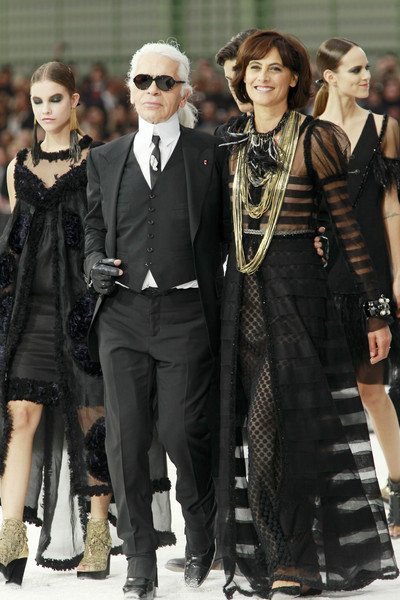 Инес де ля Фрессанж и Карл Лагерфельд на показе Chanel, 2011 Инес де ля Фрессанж и Карл Лагерфельд на показе Chanel, 2011