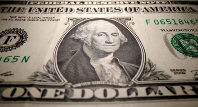 A U.S. dollar banknote is seen in this illustration taken May 26, 2020. REUTERS/Dado Ruvic/Illustration/File Photo A U.S. dollar banknote is seen in this illustration taken May 26, 2020. REUTERS/Dado Ruvic/Illustration/File Photo