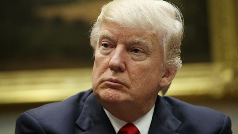 Трамп помогает своими санкциями Путину Трамп помогает своими санкциями Путину