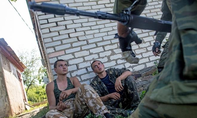 Украинские силовики сдают ополченцам иностранных наемников