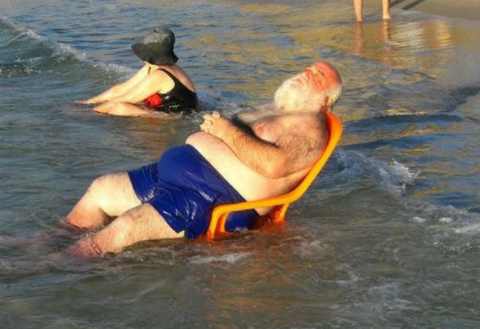Боги пляжного сезона: 20 лучших снимков о том, как кто провел лето лето, люди, пляж