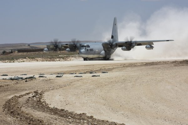 В Сирии обнаружена крупная партия военных вертолётов США В Сирии обнаружена крупная партия военных вертолётов США