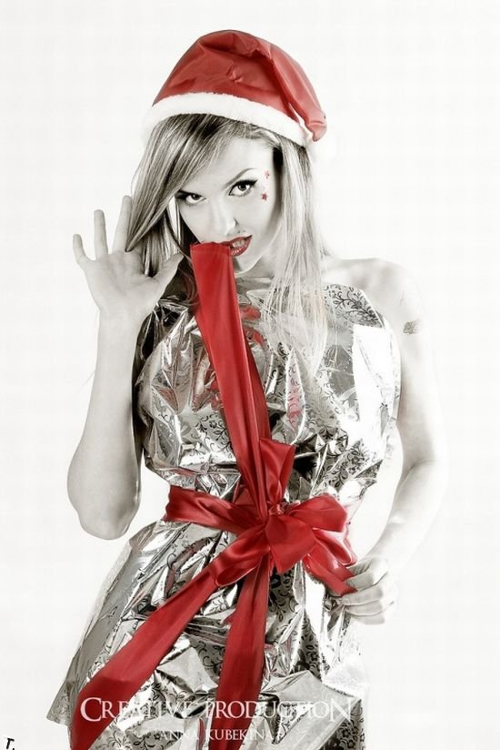 Сексуальные снегурочки (183 фото)