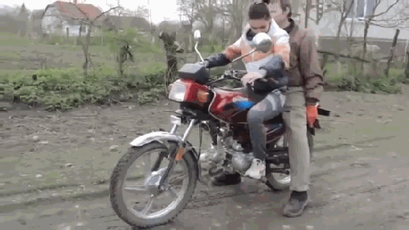 Без женщин тоскливо, а с ними не скучно