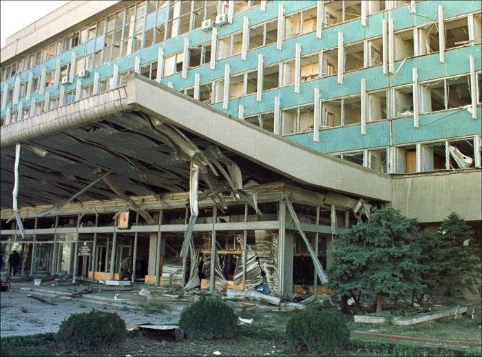 Памятник Каримову в Москве. Кто и зачем? Памятник Каримову в Москве. Кто и зачем?