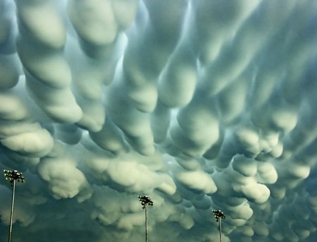 strannye_oblaka_9 (450x343, 24Kb)