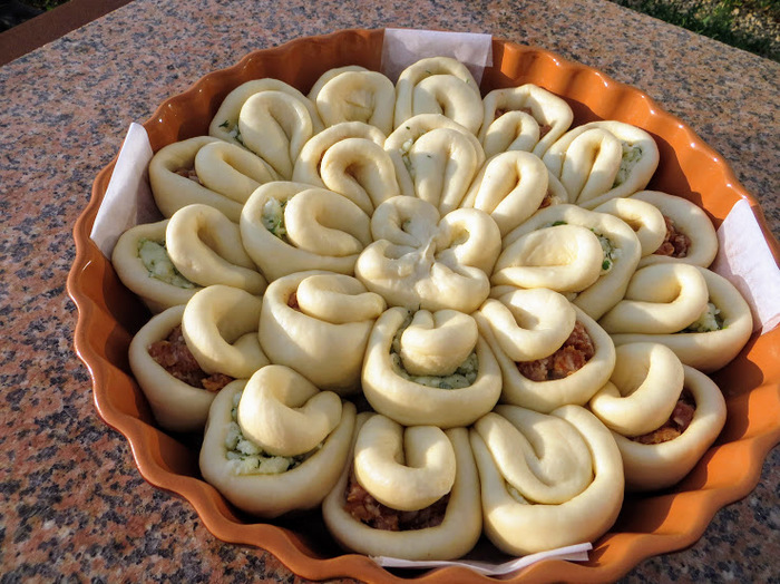 Пирог с очень вкусной начинкой (по мнению автора) Пирог, Начинка для пирога, Выпечка, Приготовление, Рецепт, Другая кухня, Видео, Длиннопост, Кулинария