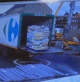 Для работы грузчиком нужен талант Для работы грузчиком нужен талант
(12 фото + 6 гиф)