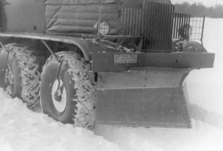 Опытный вездеход ЗИС-Э134 «Макет №1» Опытный вездеход ЗИС-Э134 «Макет №1»
