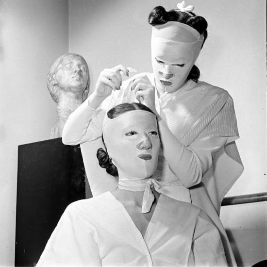 1940s_beauty_treatments 1940s beauty treatments Особенности процедур красоты столетней давности