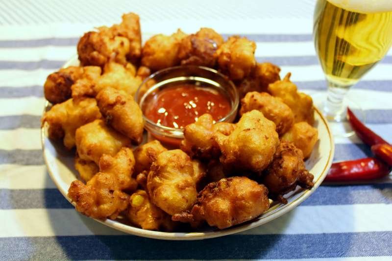 Кукурузные мини-пончики. Закуска для большой компании Кукурузные мини-пончики. Закуска для большой компании Закуски, еда, кукуруза, кулинария, под пиво, пончики, рецепты