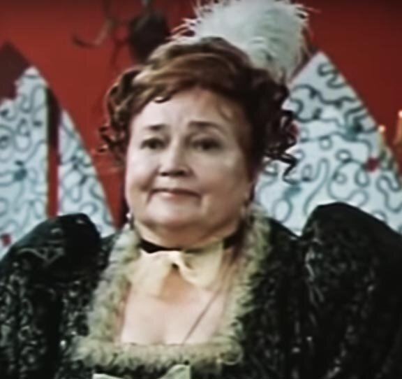 Ольга Викландт в фильме «Двенадцать месяцев»