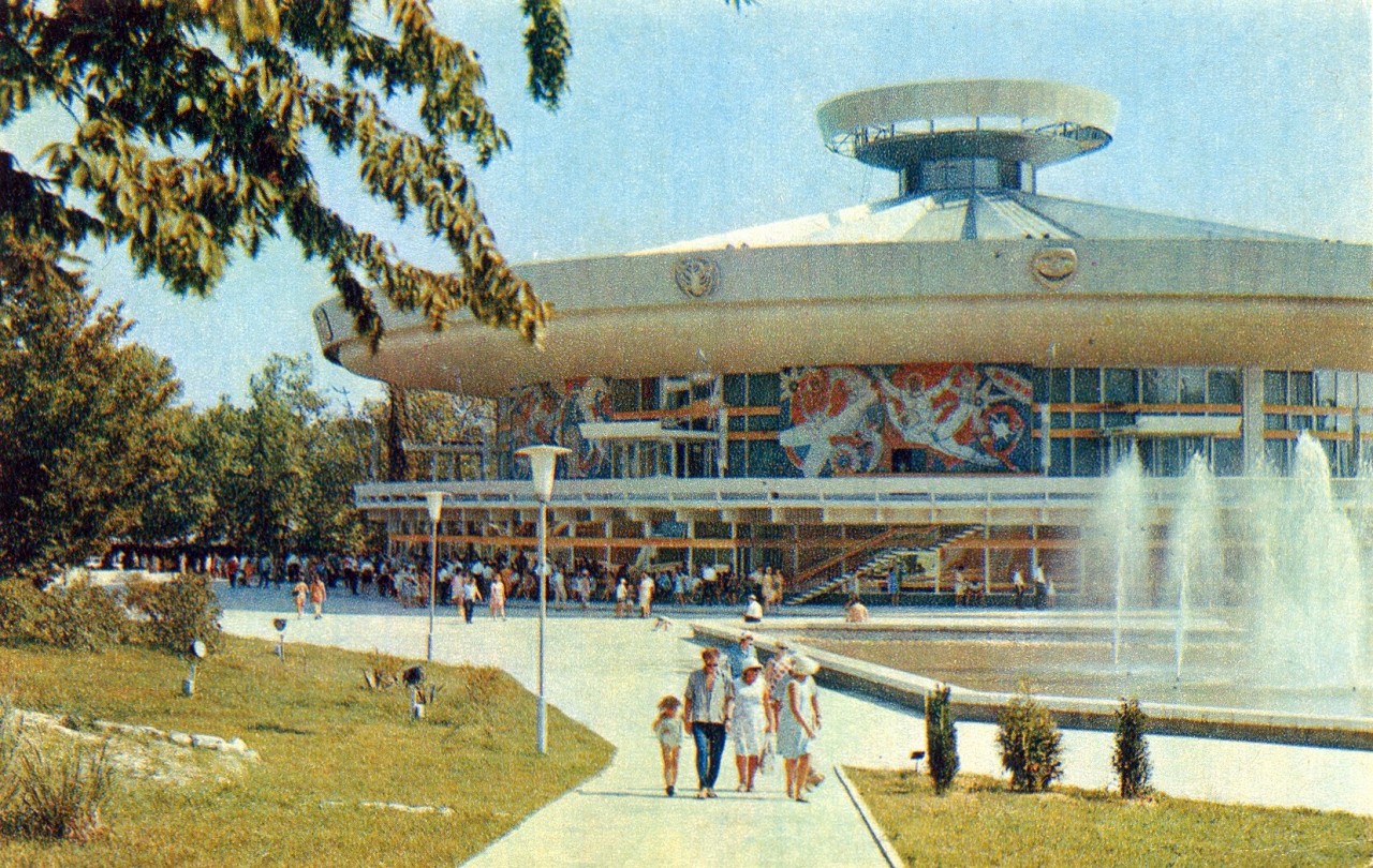 ZAVODFOTO / История городов России в фотографиях: Сочи в 1972 году ZAVODFOTO / История городов России в фотографиях: Сочи в 1972 году
