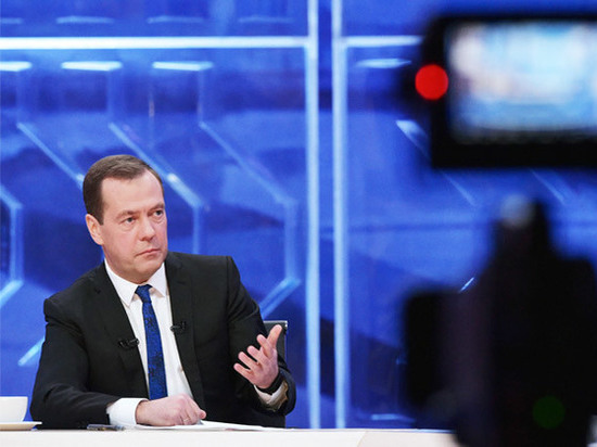 Дмитрий Медведев намекнул на возможность своего возвращения в президенты Дмитрий Медведев намекнул на возможность своего возвращения в президенты